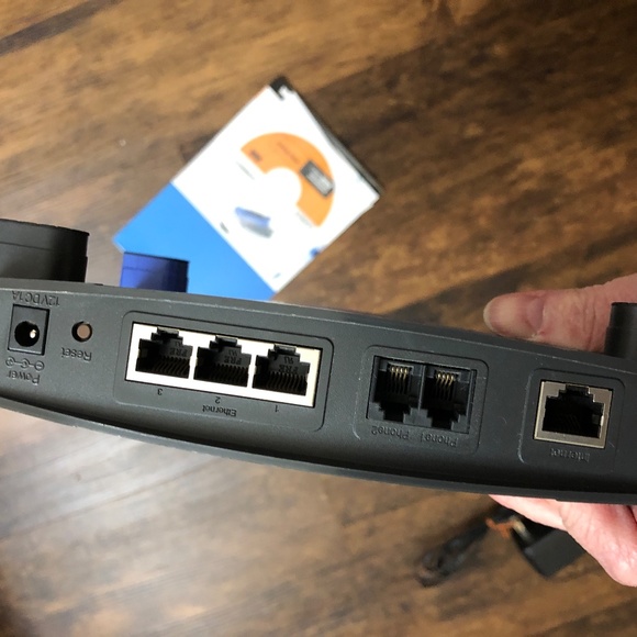 Broadband Router with 2 Phone Ports, 3 ethernet ports - Picture 3 of 5